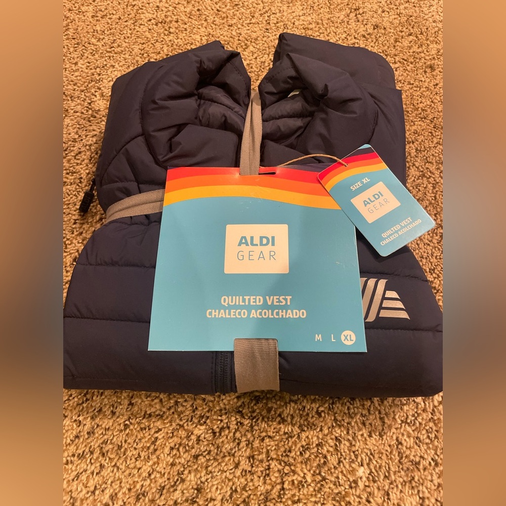 Brand New NWT ALDI quilted vest, size XL